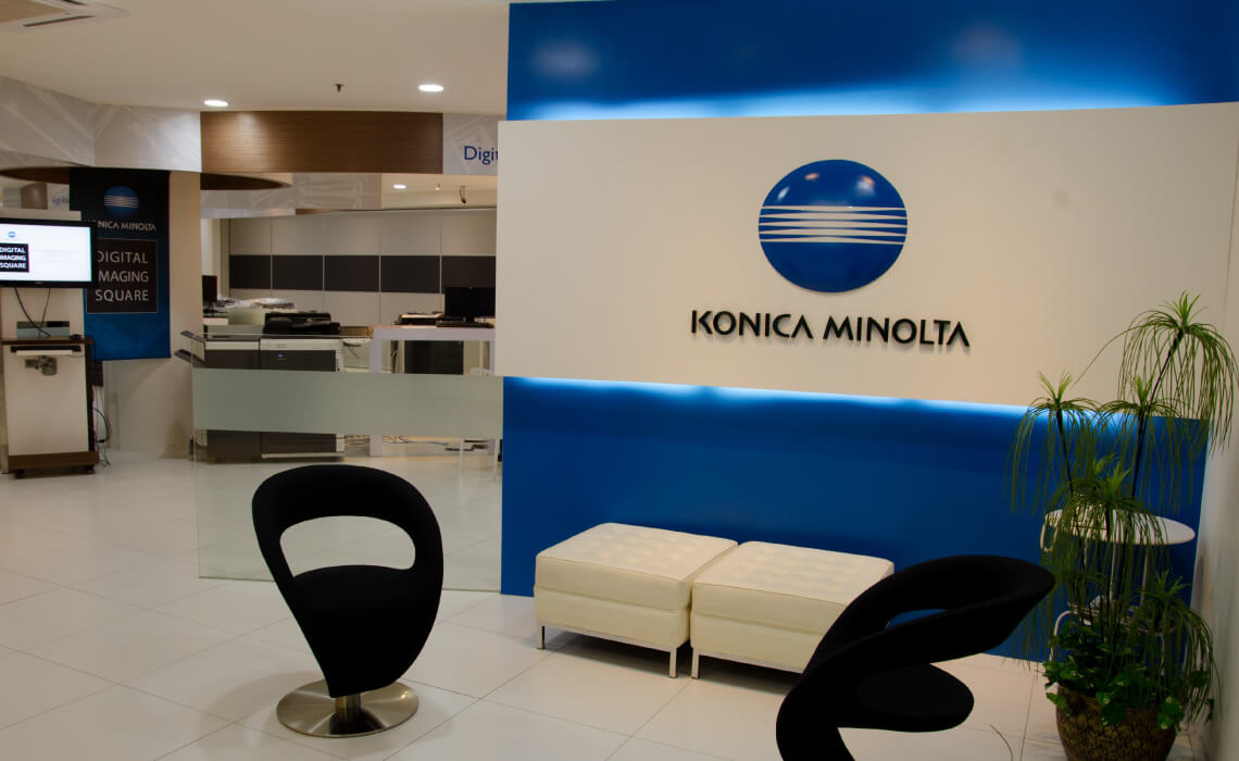 konica minolta 9