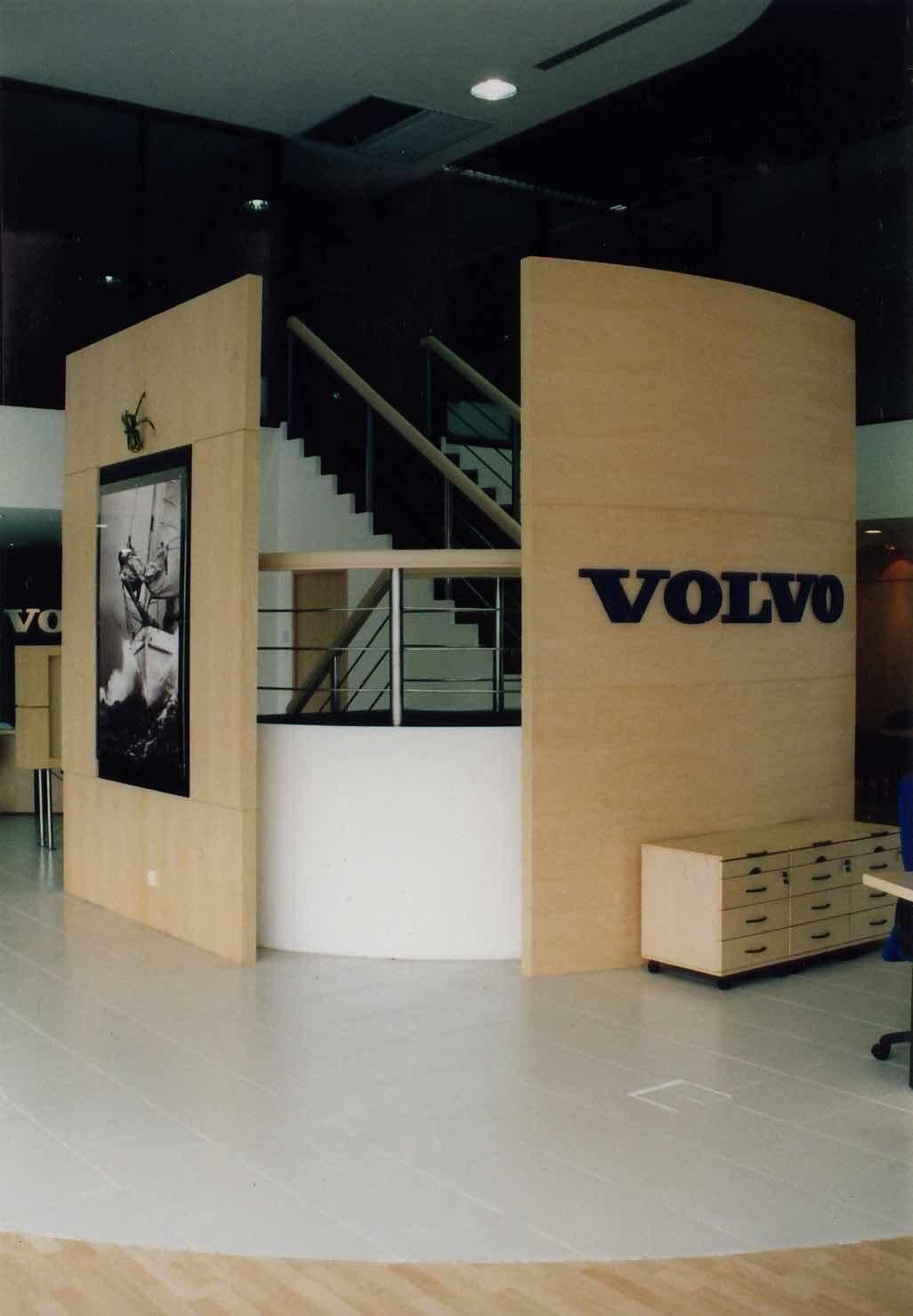 VOLVO 2 SUA Interior Design Projects